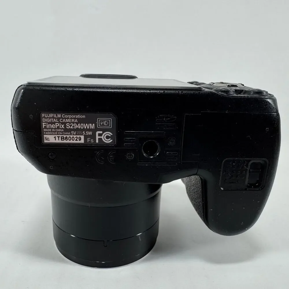 Fujifilm FinePix S2940WM Black 14MP Digital Camera 18X Optical Lens Tested Works